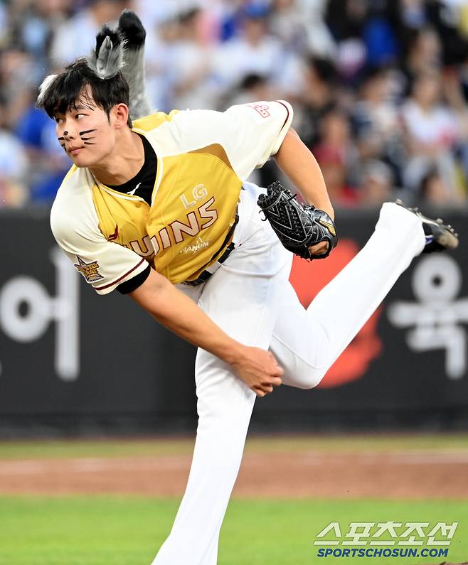 12일 대전 한화생명볼파크에서 열린 2025 KBO 올스타전, 김영우가 역투하고 있다. 대전=허상욱 기자wook@sportschosun.com/2025.07.12/