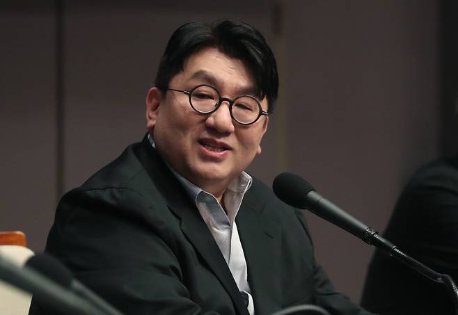 Bang Si-hyuk, chair of Hybe’s board./News1