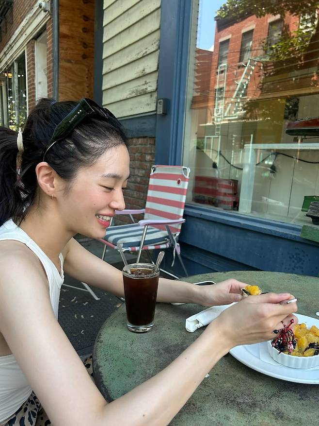 517767502_18507899461030468_9054432721646952257_n.jpg 박규영 최근 인스타.jpg