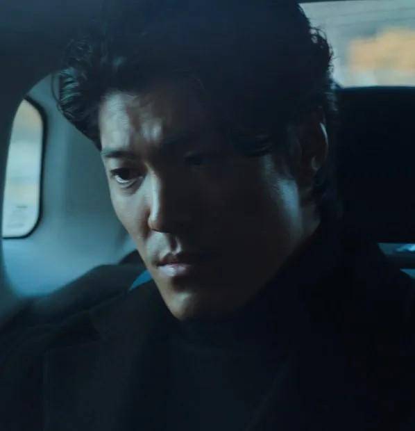 드라마 '광장'의 재일교포 살인청부업자 카네야마(이재윤). 넷플릭스 캡처