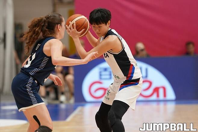 ▲돌파를 준비하는 온양여고 3학년 이원정