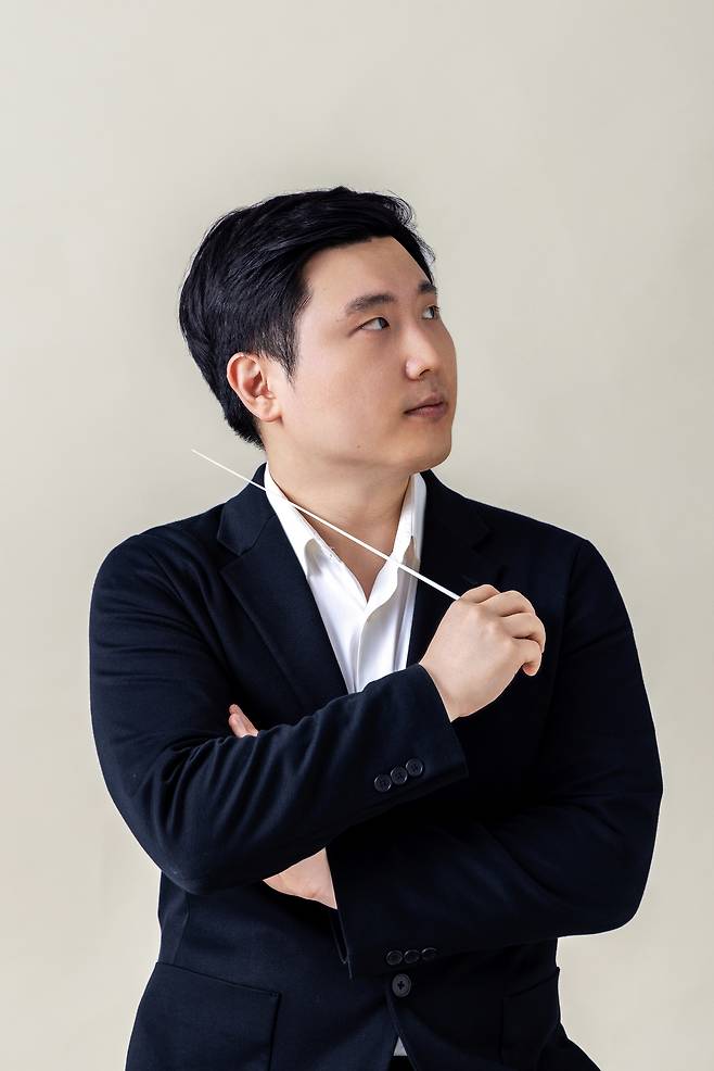 지휘자 송민규가 서울시향, 바이올리니스트 박수예와 한 무대에 선다 [예술의전당 제공]