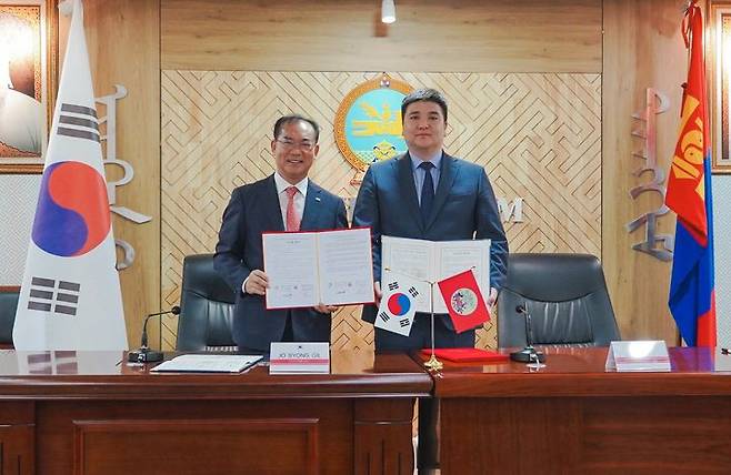 [부산=뉴시스] 부산 사상구는 몽골 울란바토르시 송긴하이르한구와 국제 우호교류 협약을 체결했다. (사진=사상구 제공) 2025.07.17. photo@newsis.com *재판매 및 DB 금지