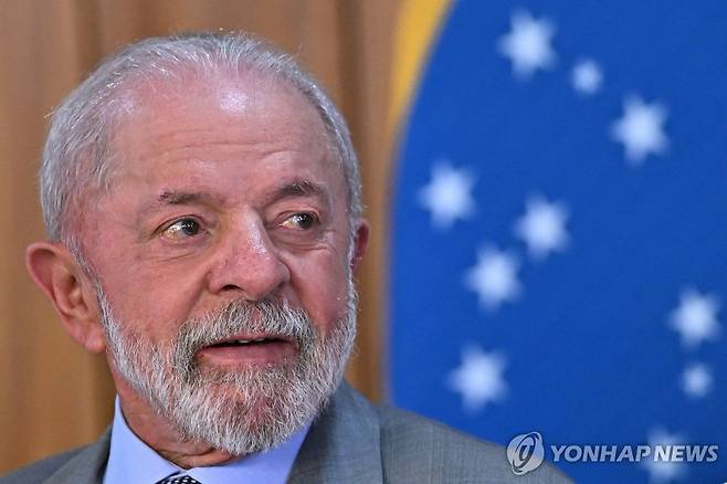 14일(현지시간) 택시업계 지원 행사 참석한 루이스 이나시우 룰라 다시우바 브라질 대통령 [브라질리아 EPA=연합뉴스. 재판매 및 DB 금지]