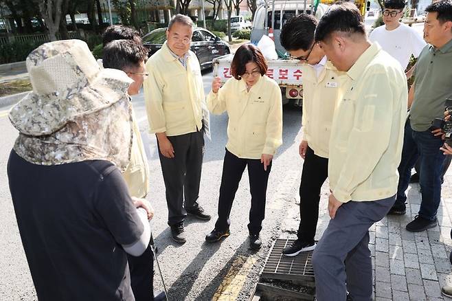안성시는 재해 취약지역과 주요 기반시설에 대한 현장점검을 실시했다. 사진=안성시