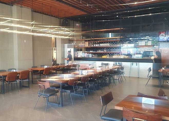 ◇카가얀데오로 SM몰 에 있는 팻세프 레스토랑 모습.