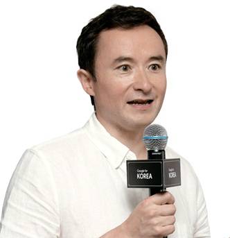 사이먼 토쿠미네 구글 랩스 디렉터 - 임페리얼칼리지 런던 컴퓨터 사이언스 석사, 전 카토 CTO, 전 구글 제미나이 프로덕트 매니지먼트 관리 리드. /구글코리아