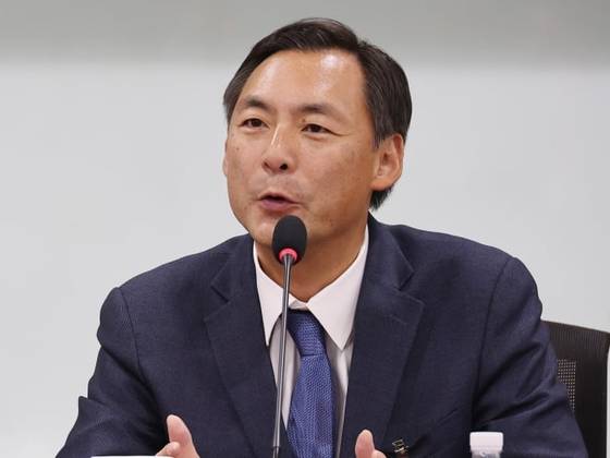 모스 탄(Morse H Ta n·한국명 단현명·51) 리버티대 교수가 지난 3월 6일 서울 여의도 국회 의원회관에서 열린 '대한민국 자유민주주의·법치주의 위기와 한미 자유동맹의 길: Morse Tan 전 美국제형사사법대사(트럼프1기) 국회초청 세미나'에서 발언하고 있다. 연합뉴스