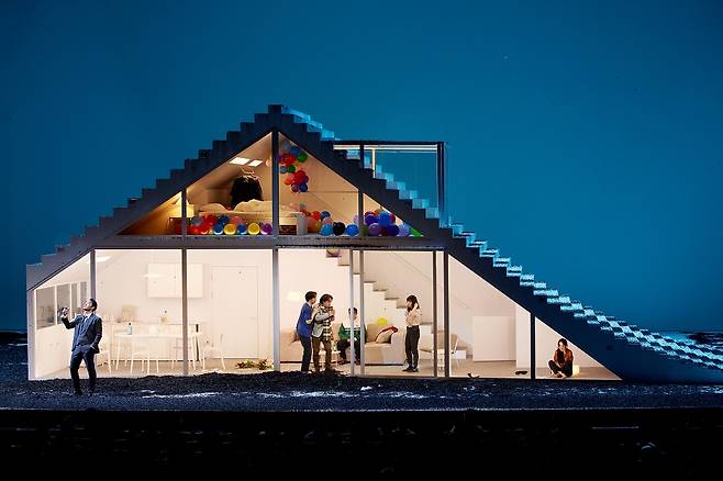 A scene from Simon Stone's "The Cherry Orchard" (LG Arts Center)