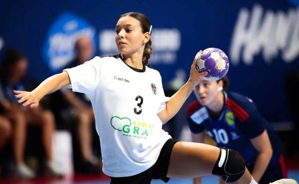 사진 여자 19세 유럽핸드볼선수권대회 8강 오스트리아와 프랑스의 경기 모습, 사진 출처=유럽핸드볼연맹