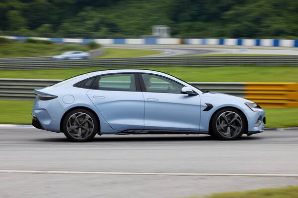 BYD SEAL Dynamic AWD