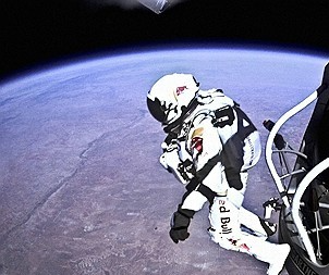 초음속 낙하당시 바움가트너의 모습. 로이터 연합뉴스