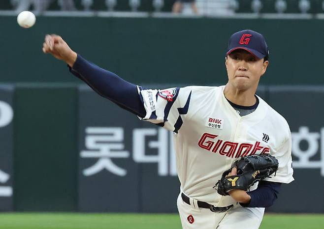 롯데 우완 윤성빈. 연합뉴스