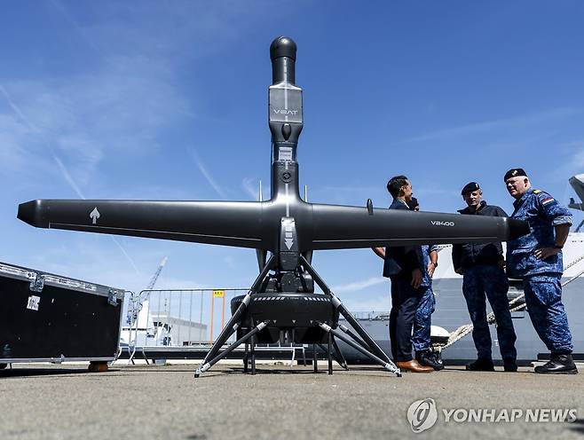 네덜란드 해군의 V-BAT 시연 모습 [EPA 연합뉴스 자료사진]