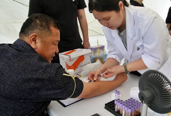 유전자 감식을 위한 채혈 부스도 마련됐다 ⓒ제주의소리