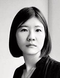 이진송 계간 홀로 발행인