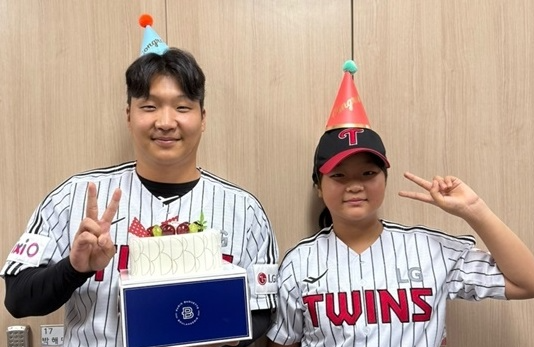 문보경 생일날 LG트윈스가 특별한 이벤트를 마련했다. [사진출처 = LG트윈스 공식 인스타그램]