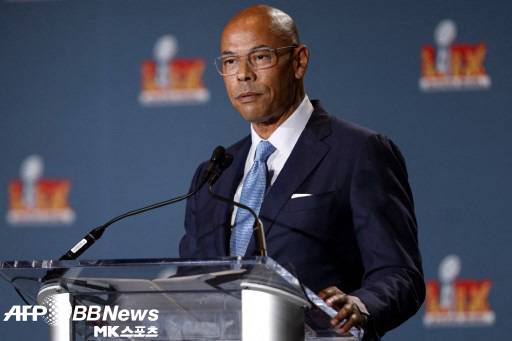 로이드 하웰 NFL 선수노조 수장은 유흥업소를 방문한 이후 비용을 선수노조에 청구해 논란을 일으켰다. 사진=ⓒAFPBBNews = News1