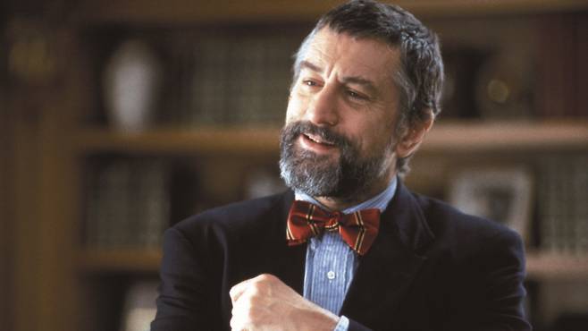 영화 속 정치 해결사는 가짜뉴스로 이슈를 덮어버린다.[사진｜더스쿠프 포토]