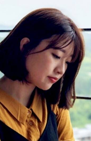 윤여진 2018년 매일신문 신춘문예 시부문에 당선되며 작품활동을 시작했다. 현재보다 미래가 기대되는 젋은 작가