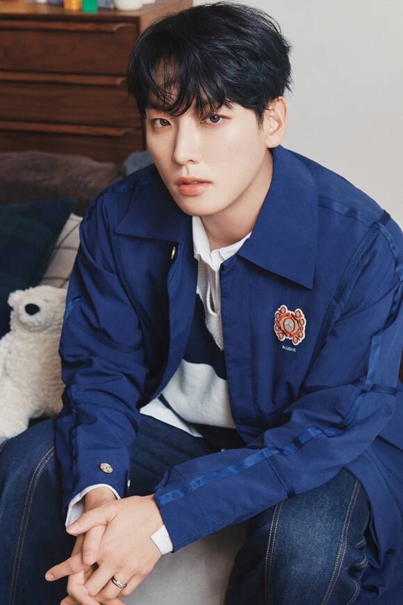 인성은 '오세이사'의 매력에 관해 "너무 재밌으면 웃고 너무 슬프면 엉엉 울어도 된다. 그만큼 제가 진심으로 표현할 수 있다고 자신 있게 말할 수 있다"고 전하며 많은 관심을 당부했다. /FNC엔터테인먼트