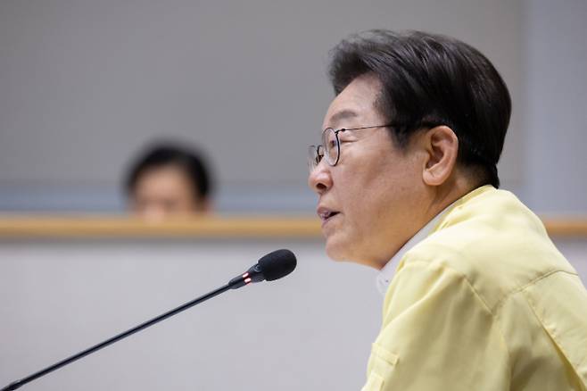 이재명 대통령이 지난 18일 서울 종로구 정부서울청사 중앙재난안전상황실 서울상황센터에서 열린 집중호우 대처상황 점검회의에서 발언하고 있다. /사진=대통령실(뉴스1)