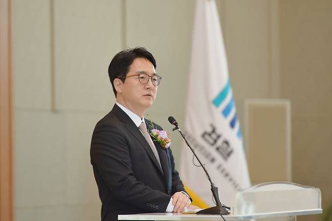 [서울=뉴시스] 심우정 검찰총장이 지난 2일 서울 서초구 대검찰청에서 열린 퇴임식에서 퇴임사를 하고 있다. (사진=대검찰청 제공) 2025.07.02. photo@newsis.com *재판매 및 DB 금지
