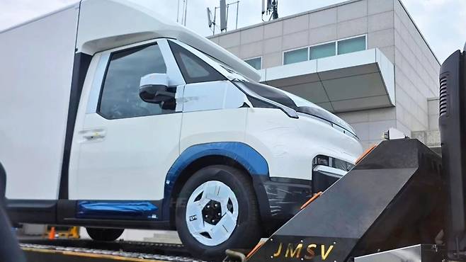 기아 PV5 냉동탑차 스파이샷