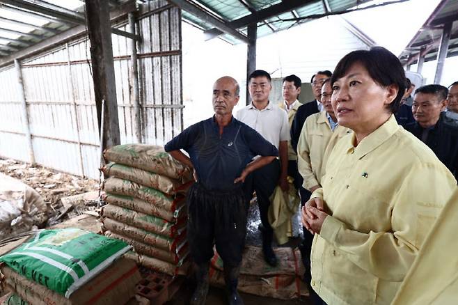 송미령 농림축산식품부 장관이 21일 경기 가평군 집중호우 피해 현장을 방문했다.(사진 =농식품부)