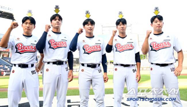 11일 대전 한화생명볼파크에서 열린 2025 KBO 퓨처스리그 올스타전, 두산 베어스 선수단이 포즈를 취하고 있다. 대전=허상욱 기자wook@sportschosun.com/2025.07.11/