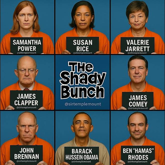 트럼프가 SNS에 공유한 오바마 수감 게시물 가운데 일부. /트루스소셜