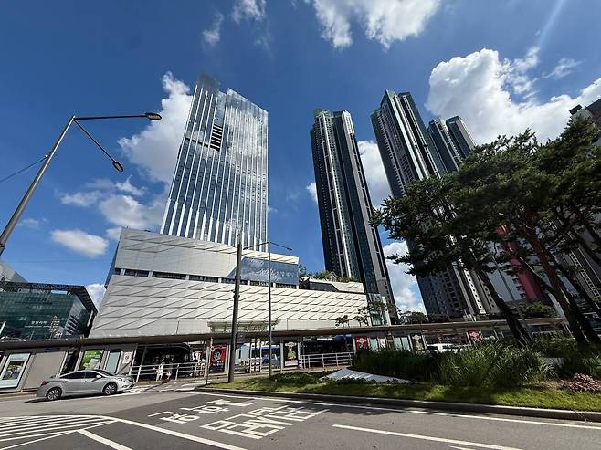 서울 동대문구 청량리역 인근에 지어진 초고층 주상복합 아파트. /이호준 기자