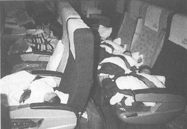 해외 입양되는 한국 아동들. [사진 진실화해위원회]