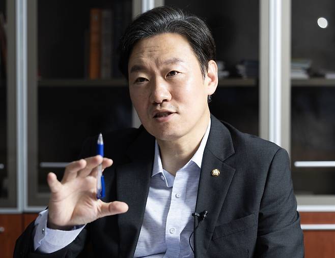 박수민 국민의힘 의원은 지난 7일 월간중앙 인터뷰에서 “‘목표와 운명에 충실했던 국회의원’으로 기억되길 바란다”고 했다. 김정훈 기자