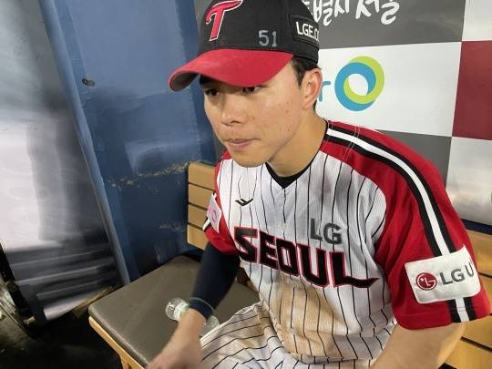 경기 후 인터뷰하는 문성주. 사진[연합뉴스]