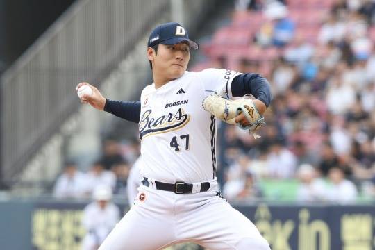 에이스 본능 찾은 곽빈, 262일 만에 승리. 사진[연합뉴스]