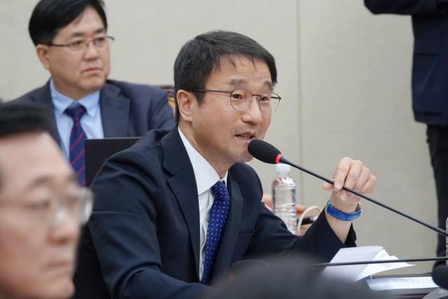 ▲한병도 의원은 재난안전진흥기관 설립과 관련한 국회 차원의 법 개정과 예산 확보에 최선을 다하는 한편 22일 오후 2시 국회 제6간담회실에서 '재난안전산업 진흥을 위한 정책세미나'를 개최할 예정이다. ⓒ한병도 의원실