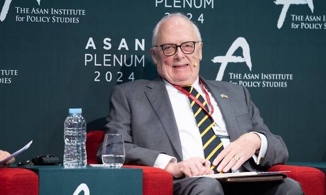 에드윈 퓰너 헤리티지재단 전 이사장이 지난해 5월 서울 그랜드 하얏트 호텔에서 열린 국제포럼 ‘아산플래넘’에서 발언하고 있다. 아산정책연구원 제공