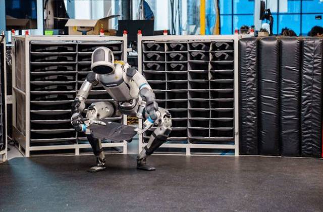 현대차그룹 계열사 보스턴다이내믹스가 공개한 휴머노이드 로봇 ‘아틀라스’. 사진 제공=보스턴다이내믹스