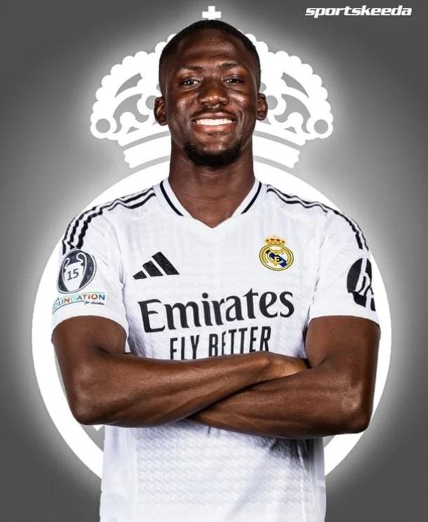 레알 마드리드 유니폼을 입은 코나테(합성). 스포츠키다