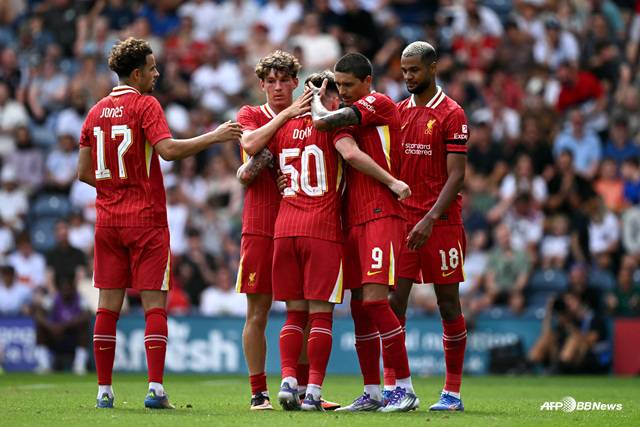 리버풀 선수단. /AFPBBNews=뉴스1