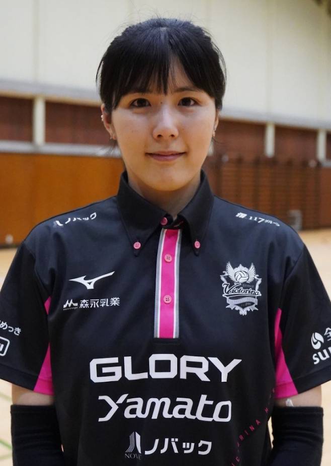 일본 프로배구 SV리그 빅토리나 히메지 구단에 입단한 이재영. /사진=빅토리나 히메지 홈페이지 캡처