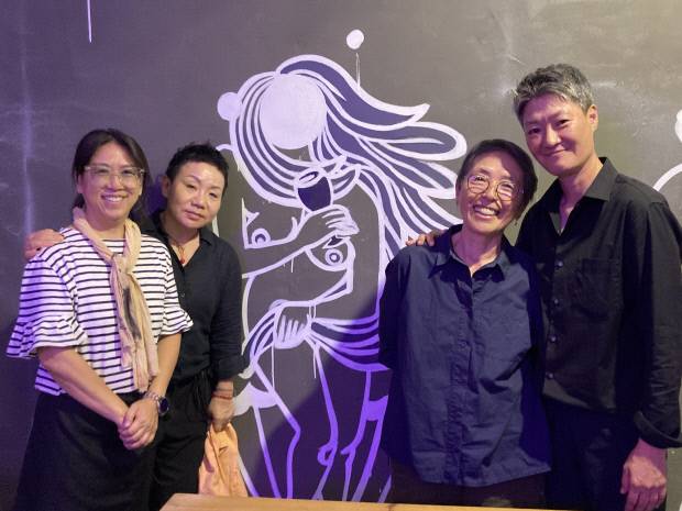 ‘아모르 파티의 네 명의 주인장들. 박희연·전현숙·심옥숙·소윤정(왼쪽부터)씨.