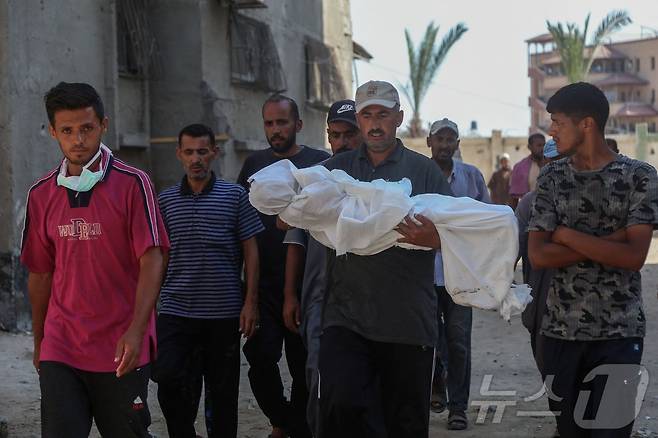 가자지구 남부 칸 유니스에서 14세 팔레스타인 소년이 굶어 사망했다. 2025.7.22 ⓒ AFP=뉴스1 ⓒ News1 김경민 기자
