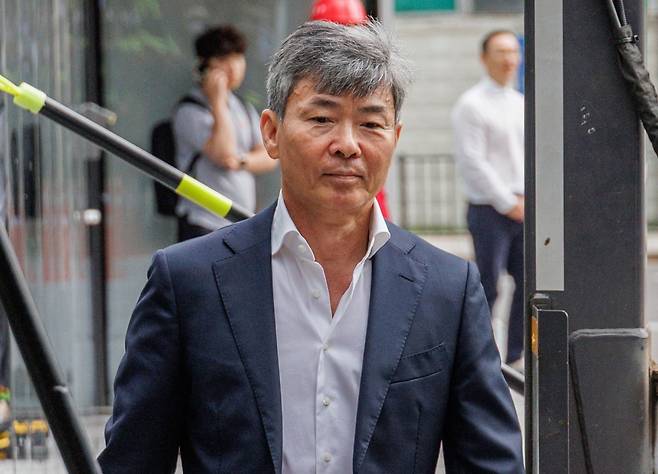 이종호 전 블랙펄인베스트 대표가 21일 서울 종로구 윤석열 전 대통령의 부인 김건희 여사 관련 의혹을 수사하는 민중기 특별검사팀 사무실에 조사를 받기 위해 출석하고 있다. / 사진=뉴스1