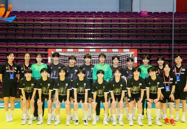 사진 제11회 아시아 여자청소년핸드볼선수권대회 조 2위로 4강에 진출한 한국 선수들, 사진 제공=아시아핸드볼연맹