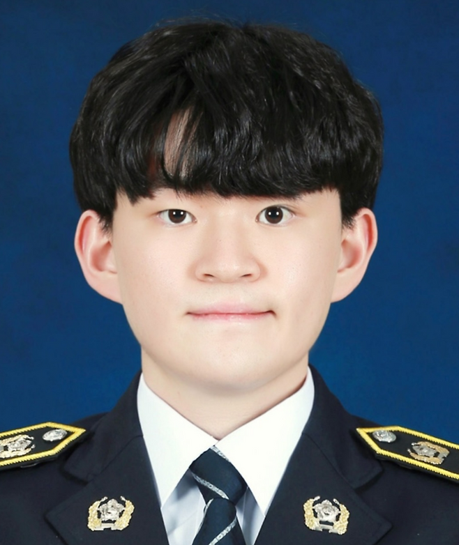 2025년 한국정보기술학회 하계 대학생 논문경진대회 금상 수상자 경찰대 42기 김태연 학생. [경찰대 제공]