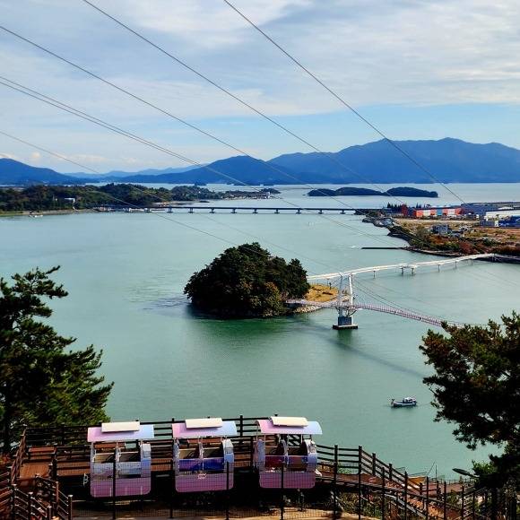 적자 누적으로 운영 7개월 만에 중단 위기에 놓인 광양 짚와이어 ‘섬진강 별빛 스카이’. 광양시 제공.