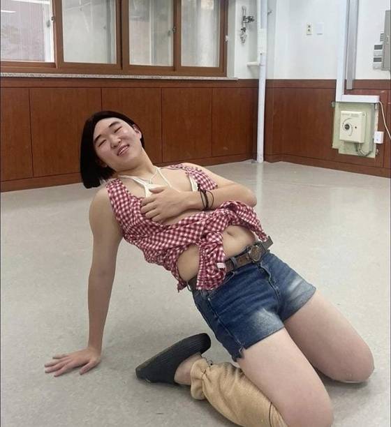 권은비 패러디/사진=의정부고 학생자치회