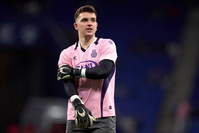 에스파뇰 골키퍼 앙헬 포르투뇨. /사진=바르사 노트 SNS 캡처